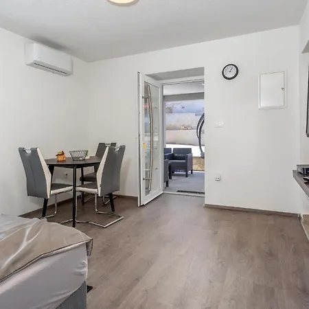 1 Bedroom Awesome In Polje