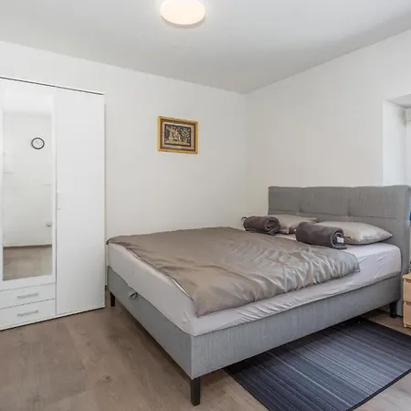 Apartamento 1 Bedroom Awesome In Polje Polje (Krk)